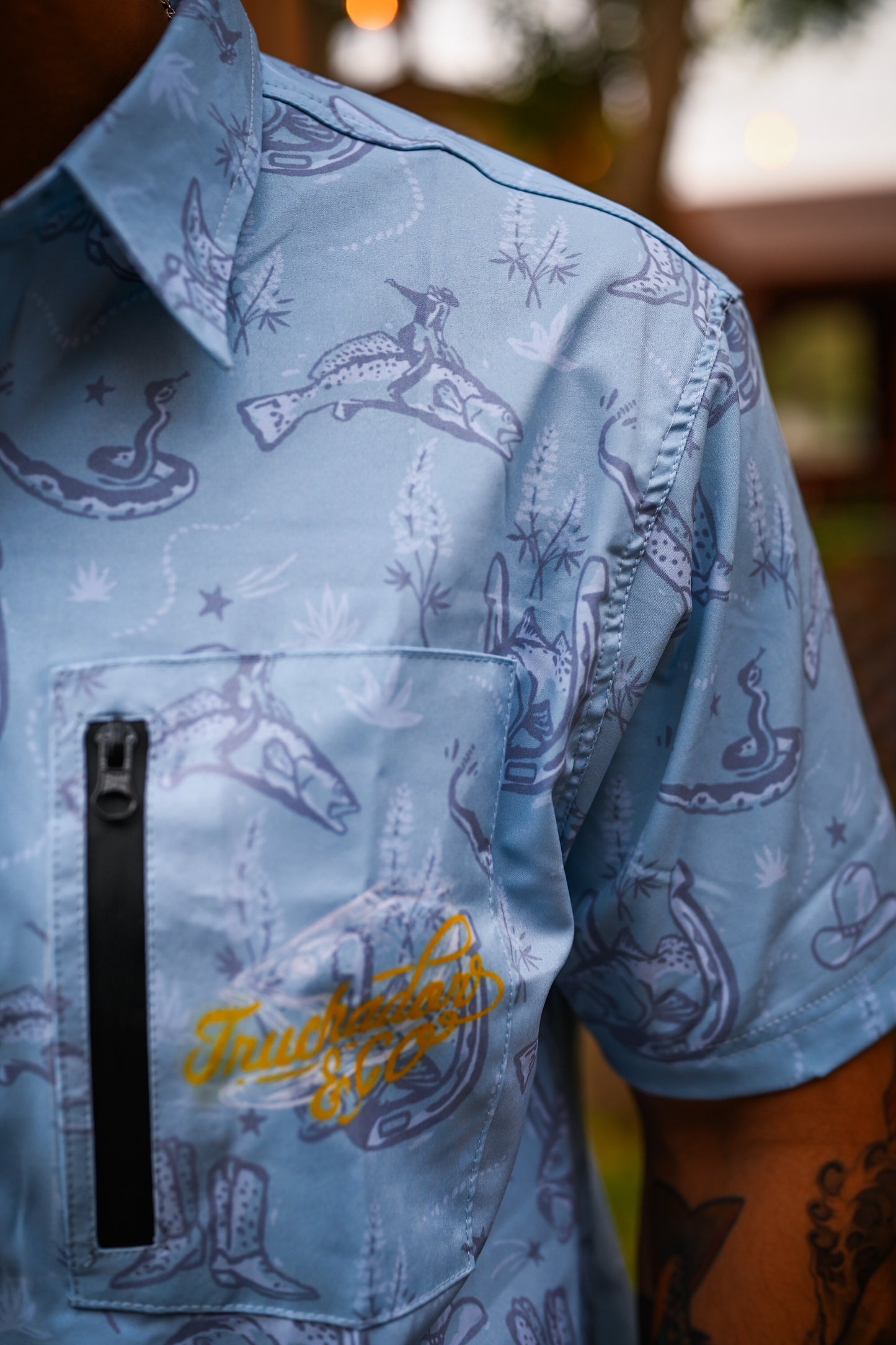 Coastal Cowboy Comfort Vented Shirt - Sky