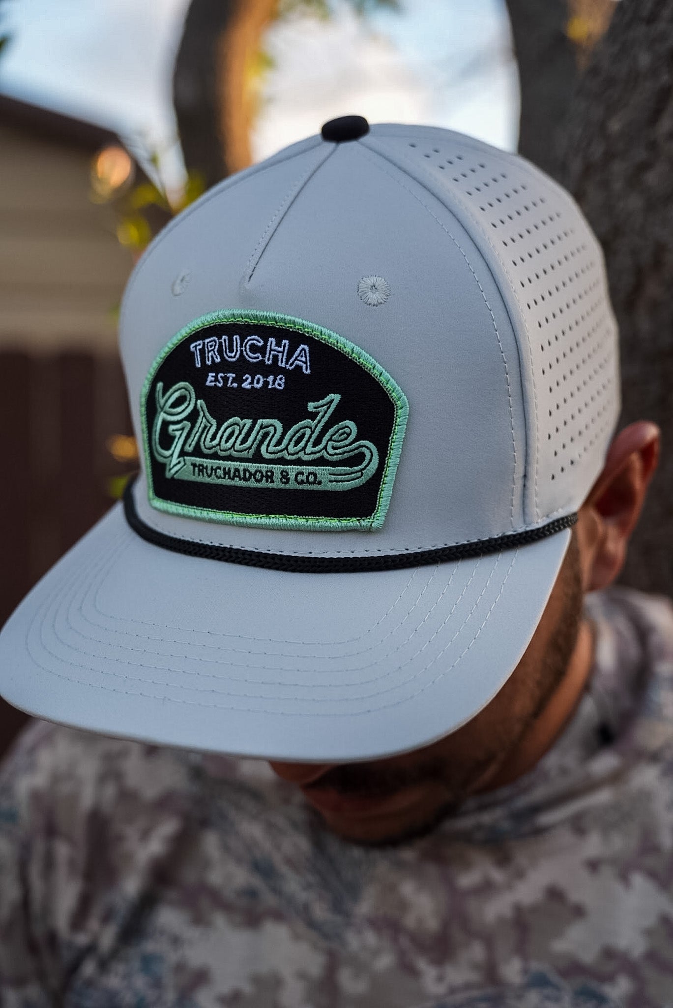 Trucha Grande Hat- Egret