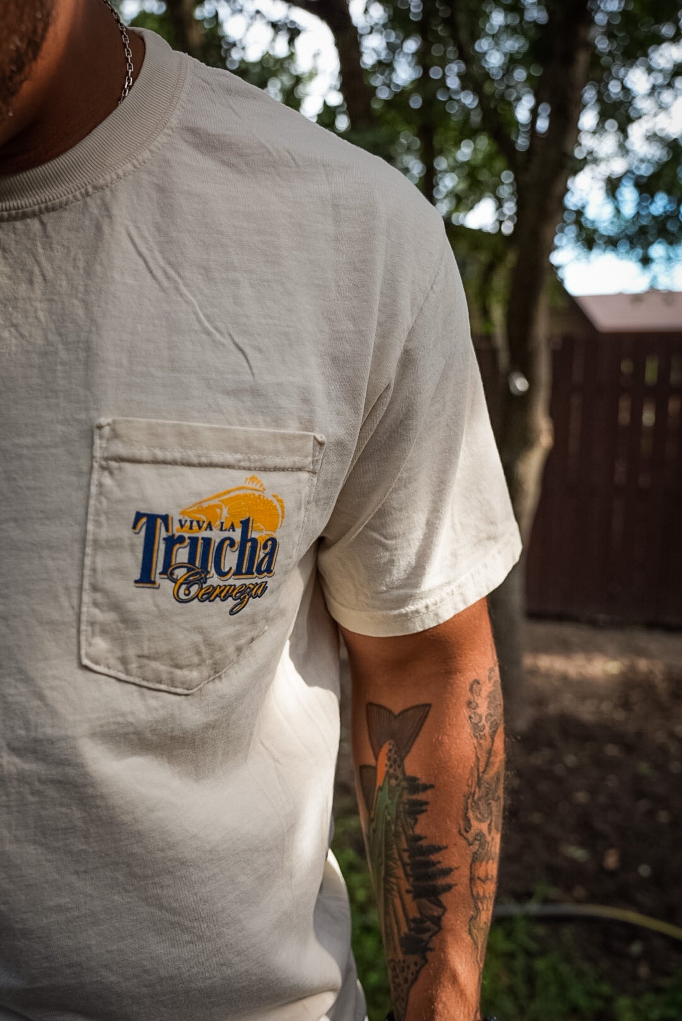 Viva La Trucha Cerveza Tee - Bone