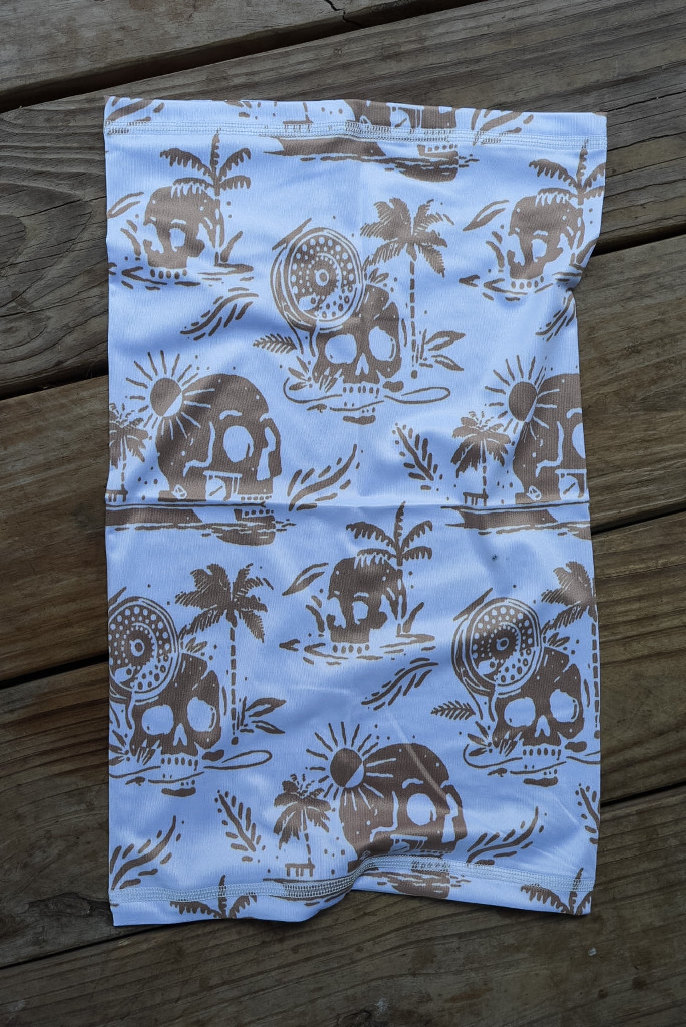 Skiffs and Skulls Face Shield - Cream