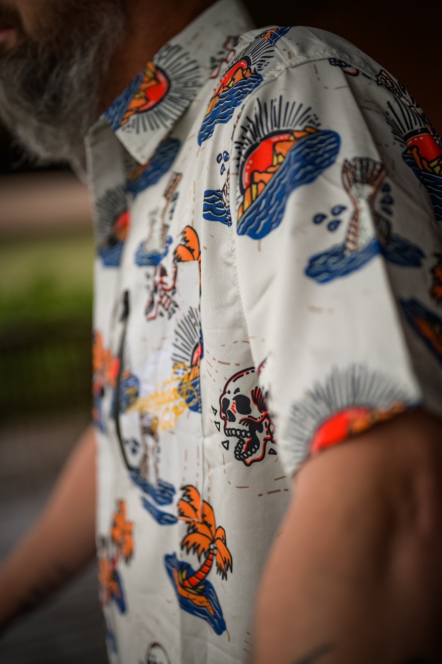 Buenos Dias Button-up Vented Shirt