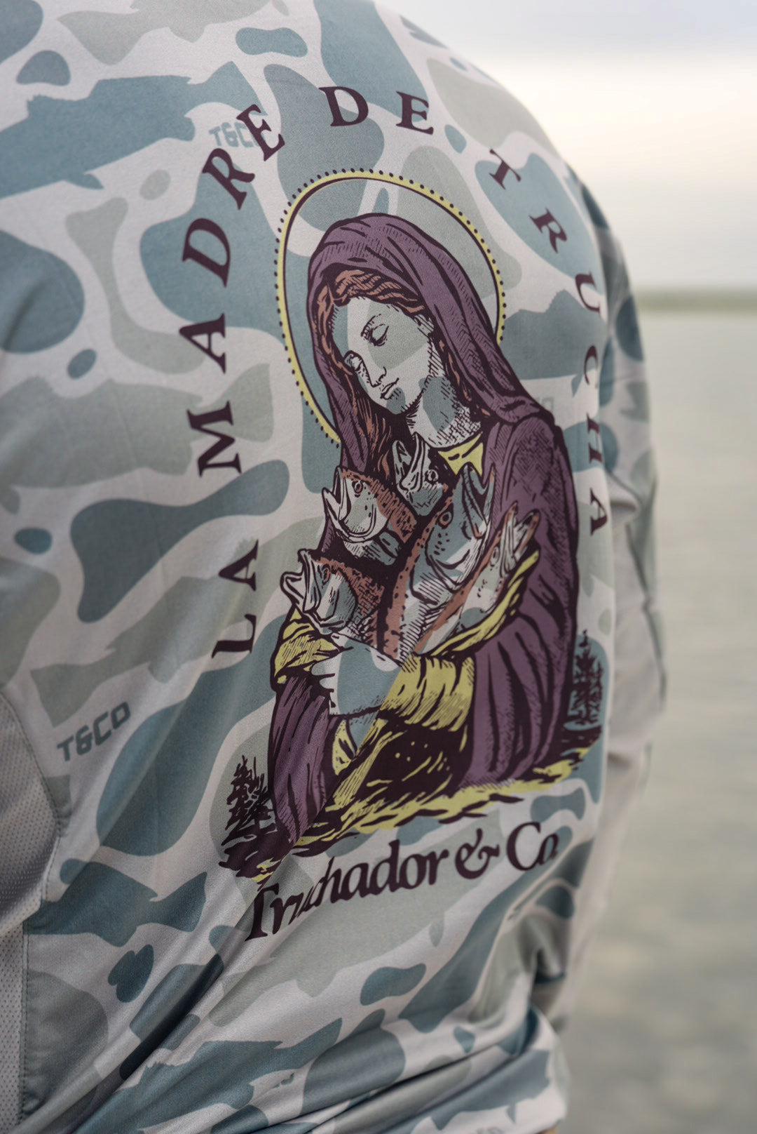 Madre de Trucha Performance Tee