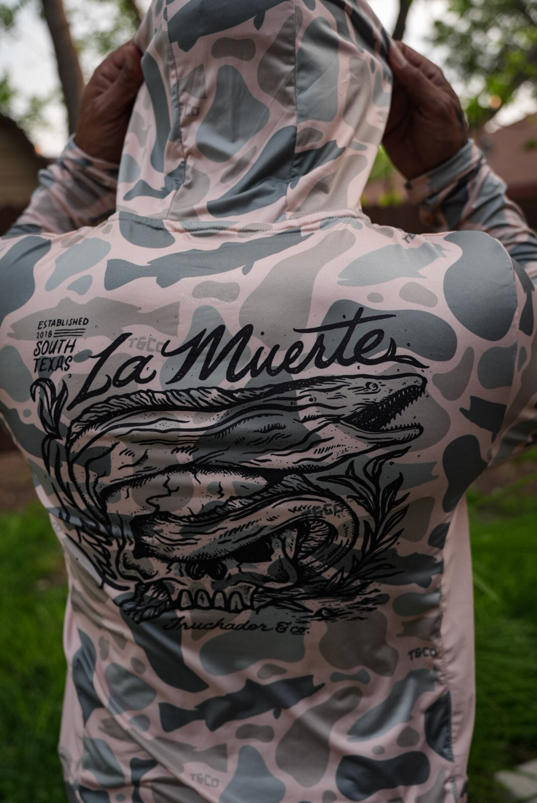 Hasta La Muerte Vented Performance Tee - PeachFuzz