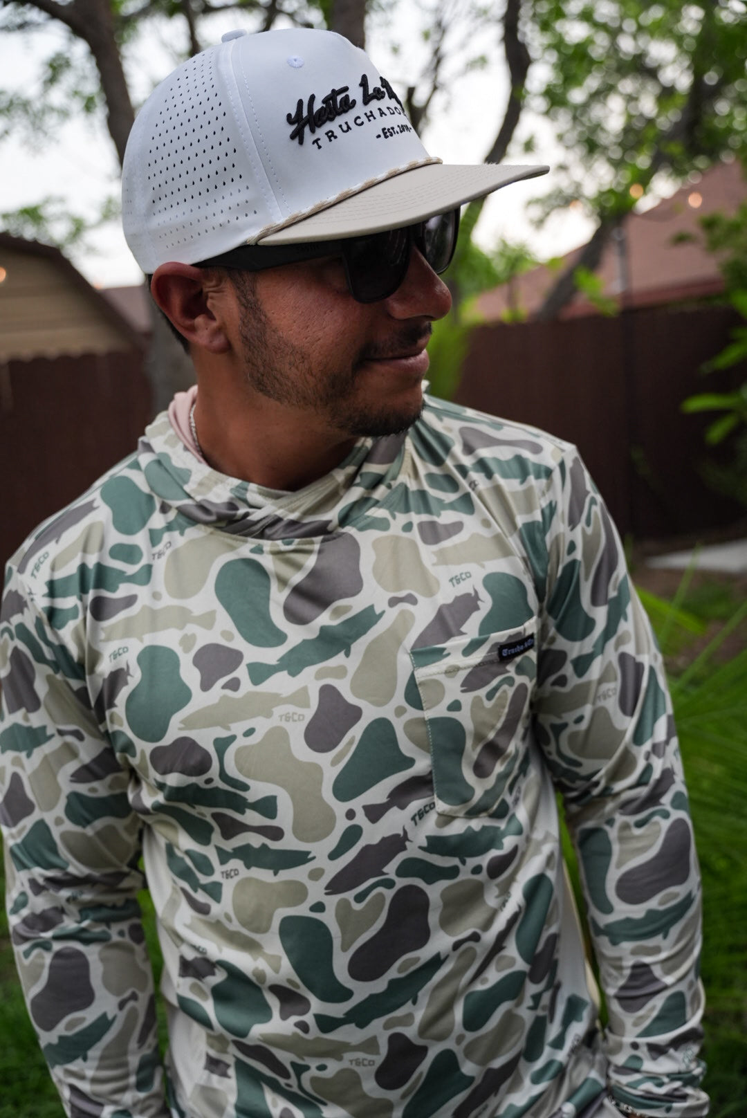 Bait & Tackle Shop Vented Performance Tee - Natural