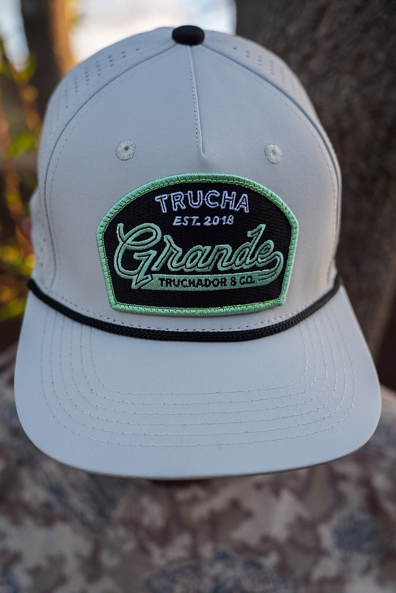 Trucha Grande Hat- Egret