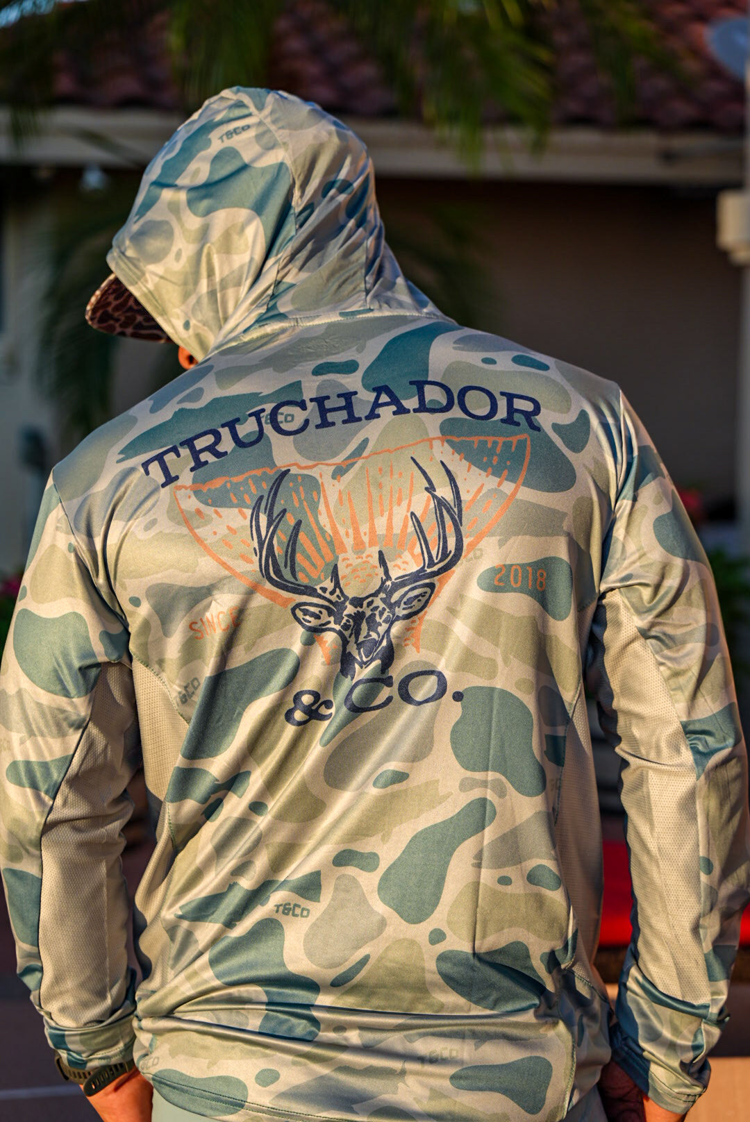 Texas Tails Vented Performance Tee